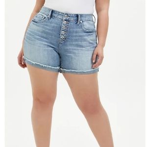 Torrid High Rise Midi Short Light Wash Size 16